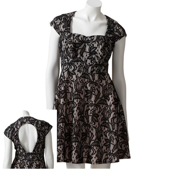 HEART SOUL WOMEN'S LACE OPEN BACK DRESS SIZE MEDIUM - Picture 5 of 9